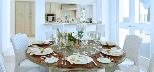 Stovetop, dishwasher, cookware/dishes/utensils