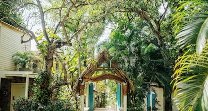 Tranquilseas Eco Lodge & Dive Center