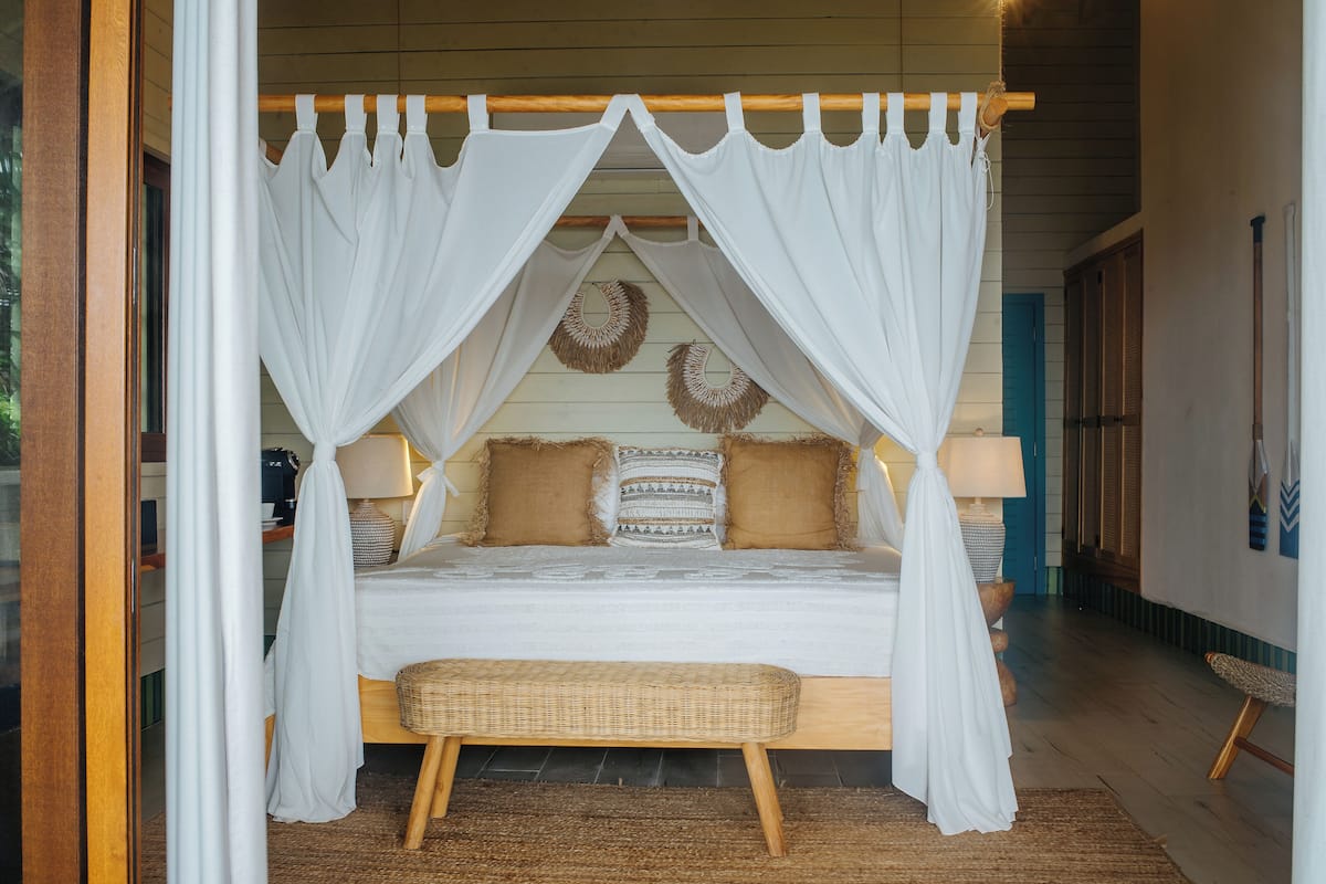 Design Double Room, 1 King Bed, Non Smoking, Sea View | In-room safe, soundproofing, iron/ironing board (on request)