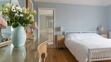 Meadow Lark | Egyptian cotton sheets, premium bedding, individually decorated