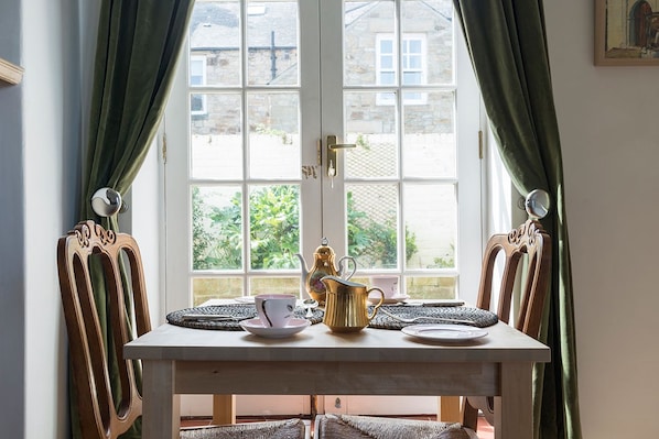 包含每日英式早餐