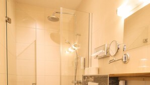 Room - Almis Berghotel (Obernberg am Brenner)