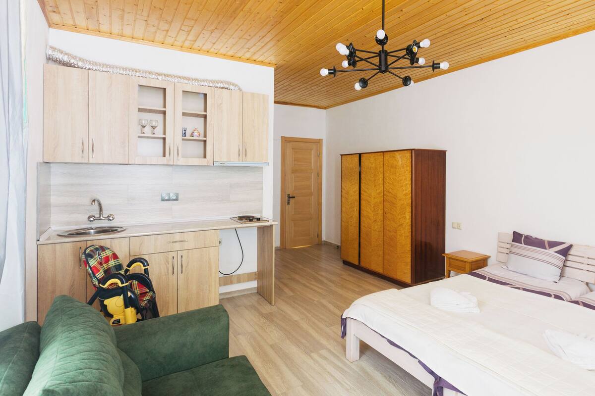 1 bedroom, premium bedding, individually decorated