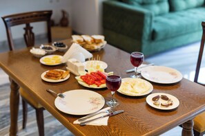 Daily local cuisine breakfast (GEL 15 per person)