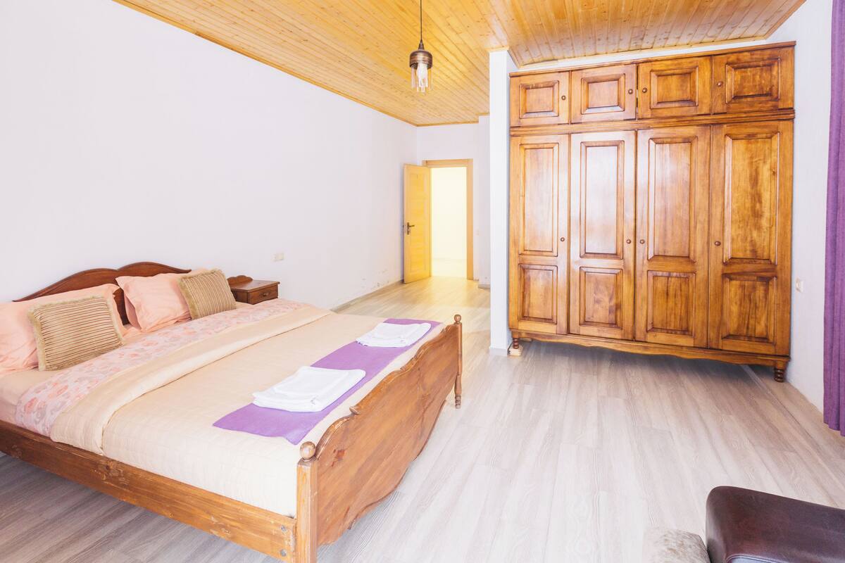 1 bedroom, premium bedding, individually decorated