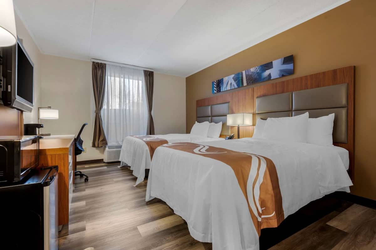 Decoración personalizada, muebles diferentes y escritorio