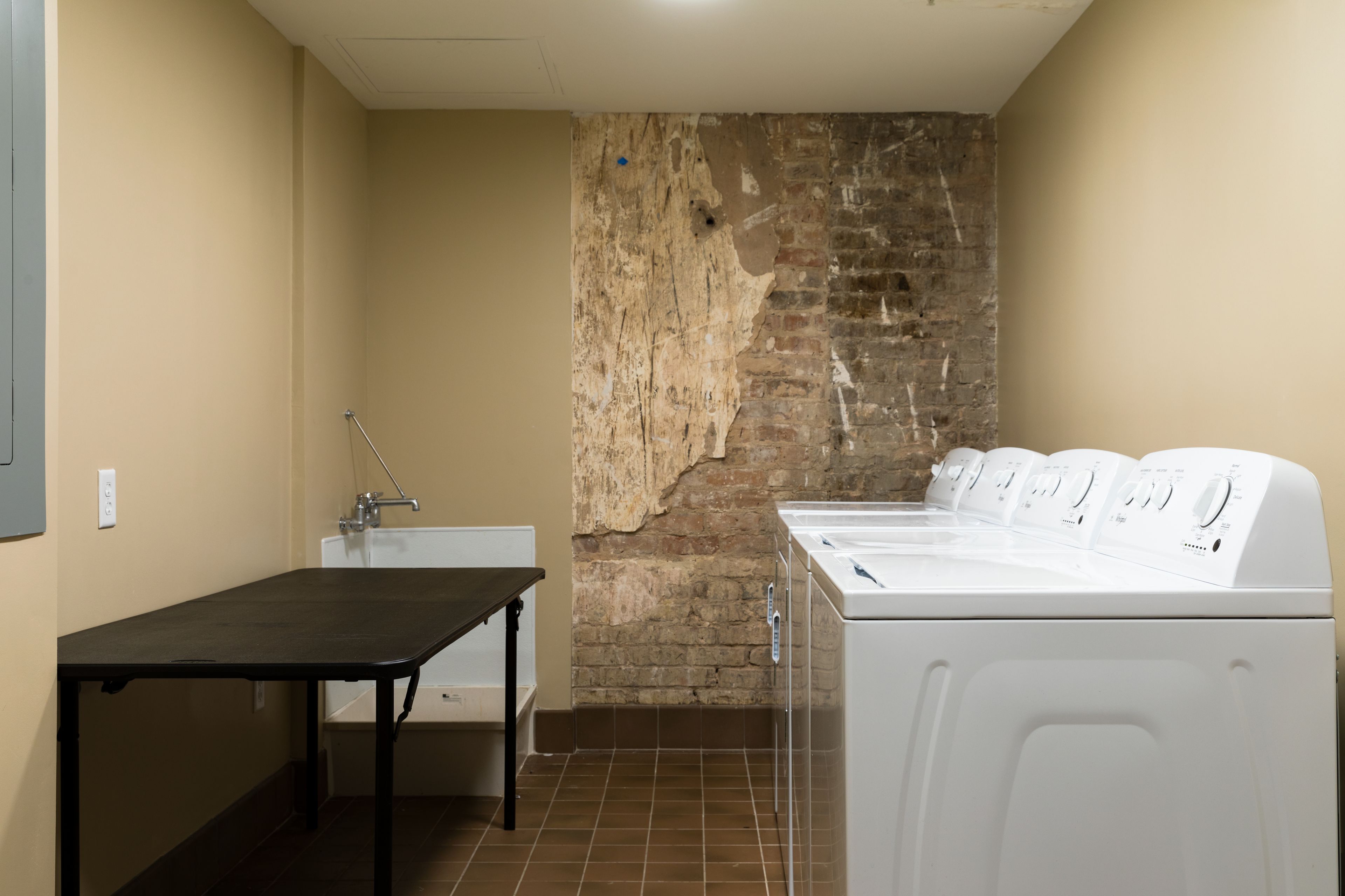 Photo - HI New Orleans Hostel