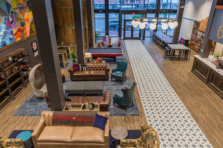 Sala de estar en el lobby