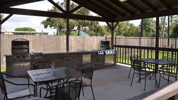 BBQ/picnic area