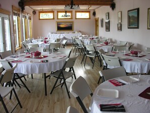 Meeting facility - Gallery Lodge (Kasilof)