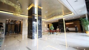 صورة غير مصنفة، 5 من 12، زرّ