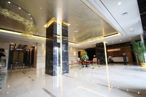 صورة غير مصنفة، 5 من 12، زرّ