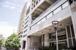 Front of property - Grand Brizo La Plata (La Plata)