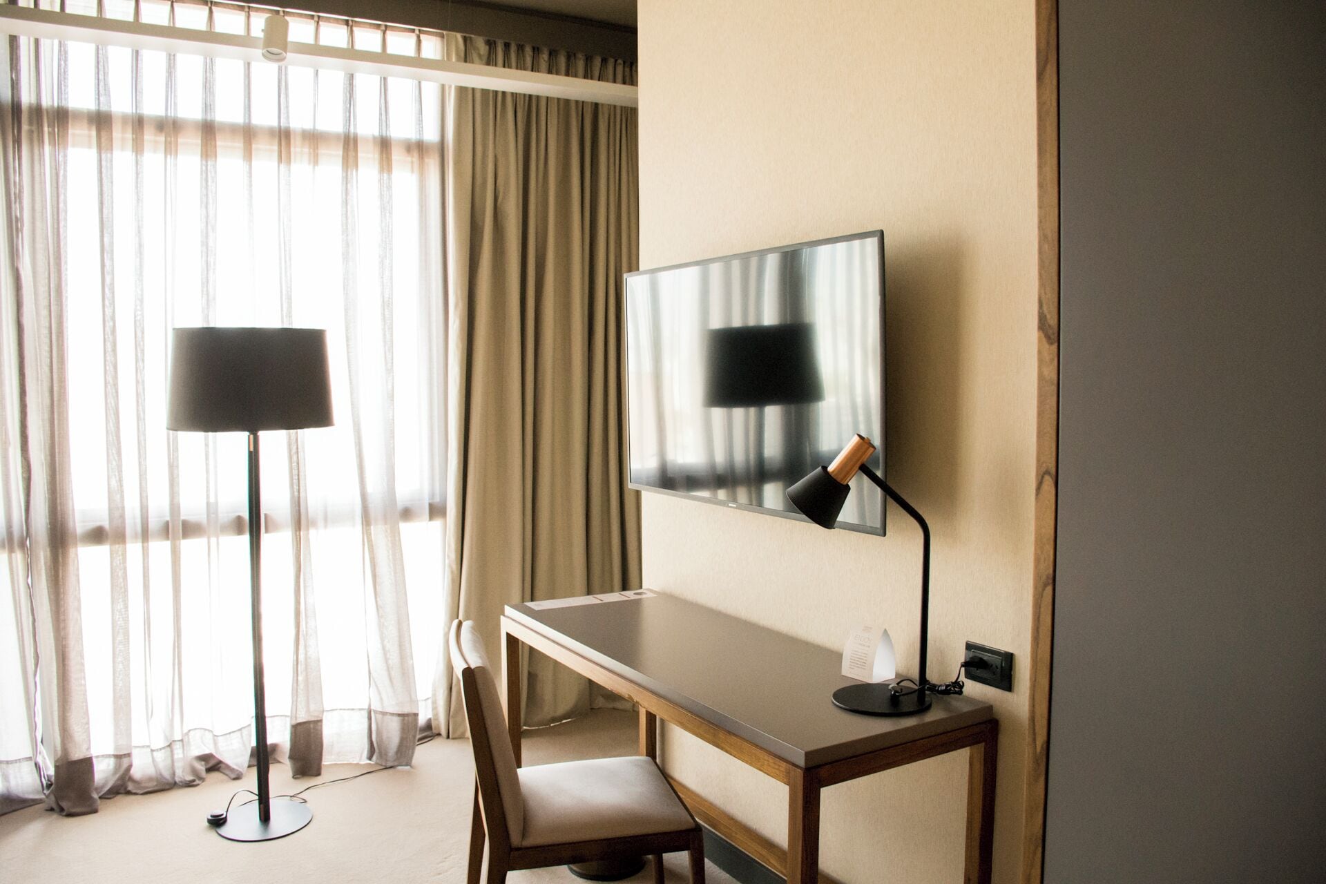 1 bedroom, premium bedding, minibar, in-room safe