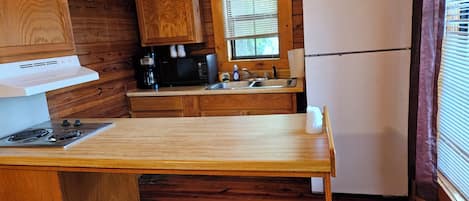 Basic Cabin | Private kitchen