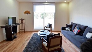 Living room - Beautiful 2BDR Apartment close to Reforma (Mexico City)