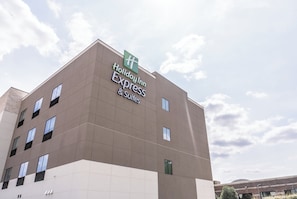 Exterior - Holiday Inn Express & Suites Birmingham - Homewood by IHG (BIRMINGHAM)