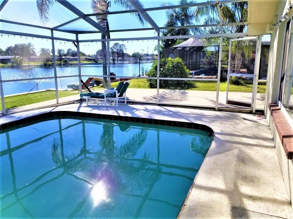 House, Multiple Beds, Non Smoking, Lake View | Pool | Outdoor pool
