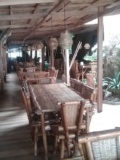 Shangri-La Resto Bar and Functions