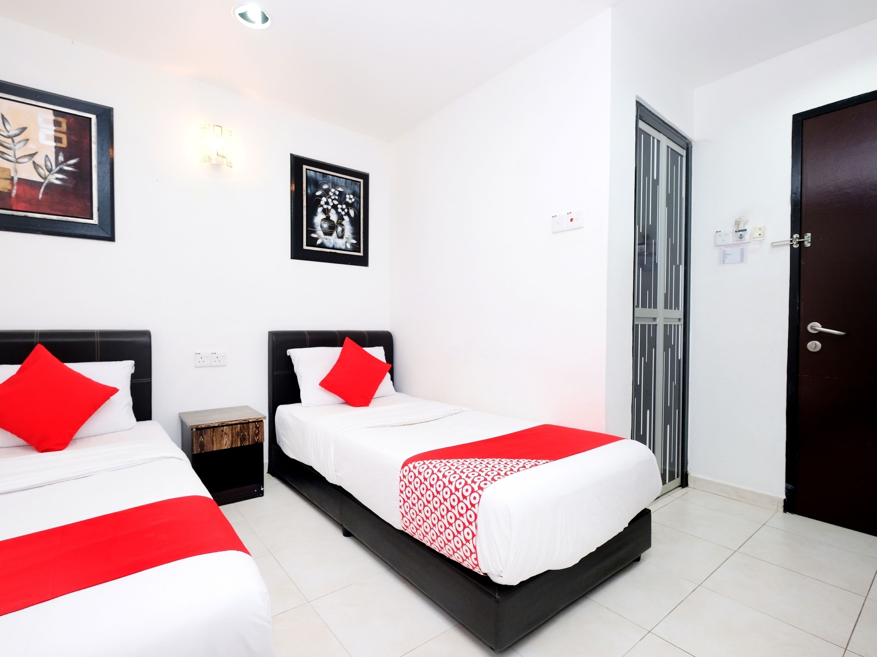 standard twin room | free wifi