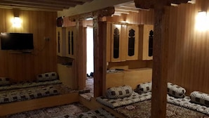 Interior detail - Tara Homestay (Ghulkin)
