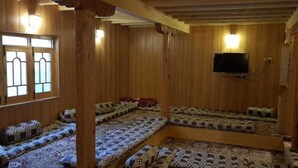 Interior detail - Tara Homestay (Ghulkin)