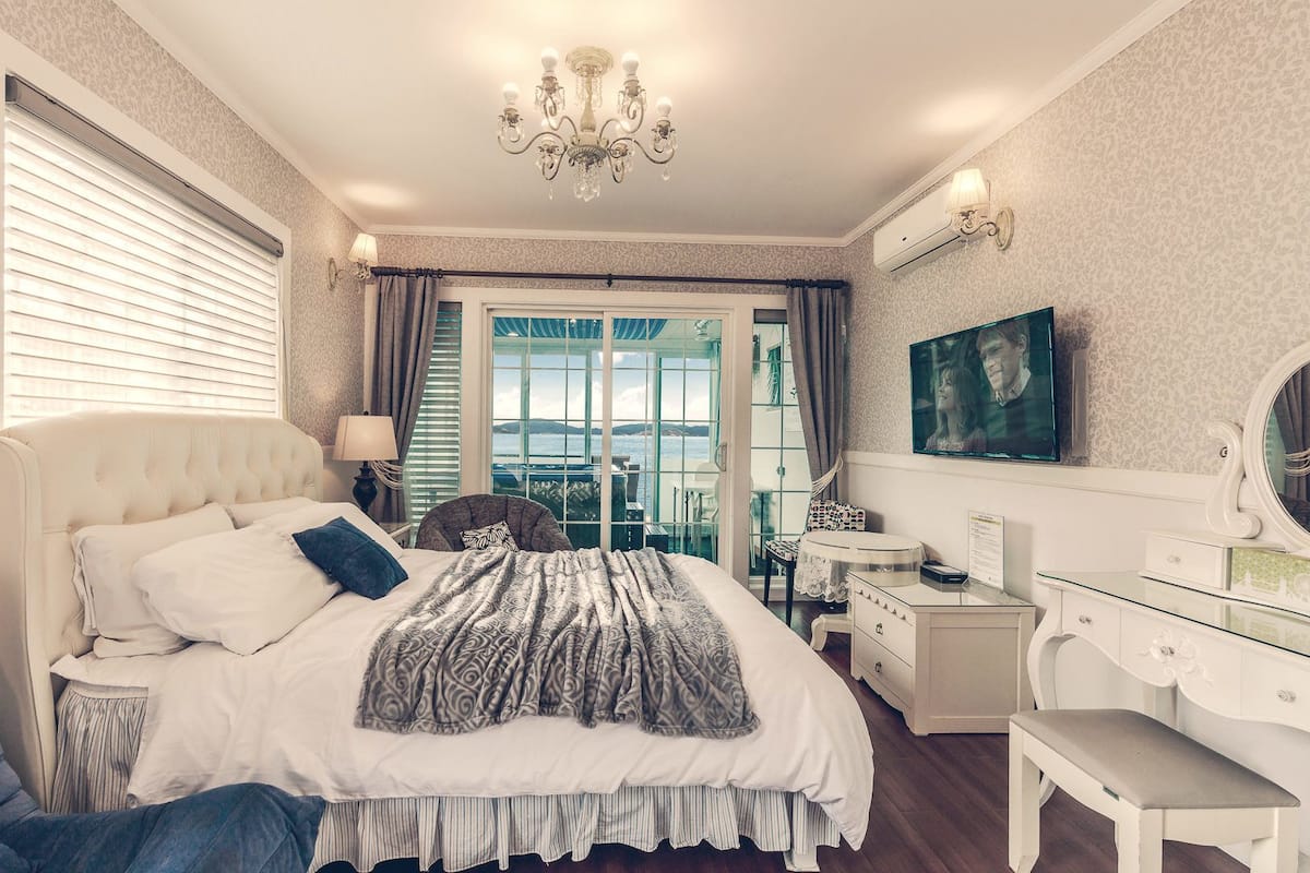 Chambre, bain Ă remous (9 PY Spa Room)