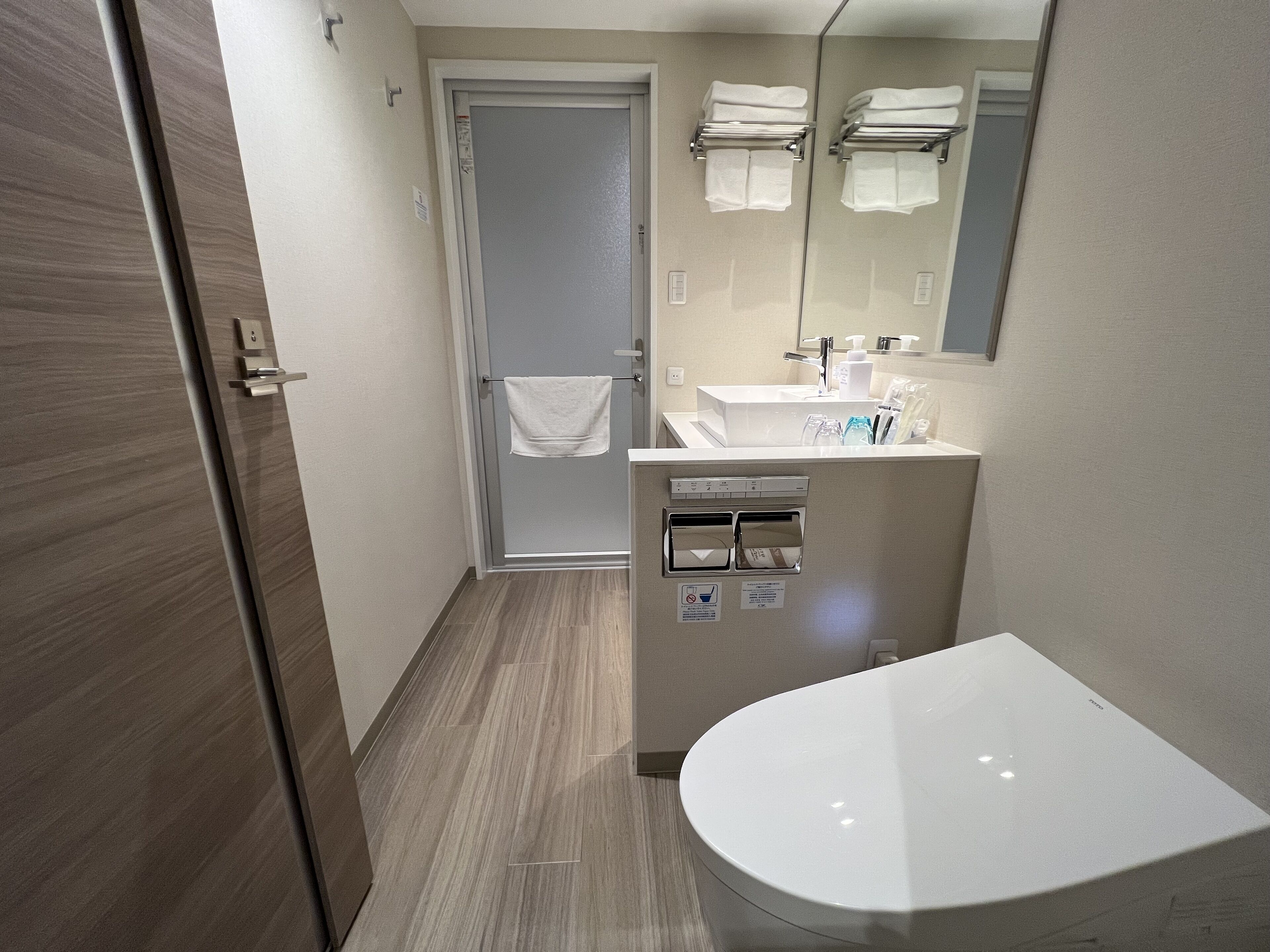 combined shower/bathtub, free toiletries, hair dryer, bathrobes