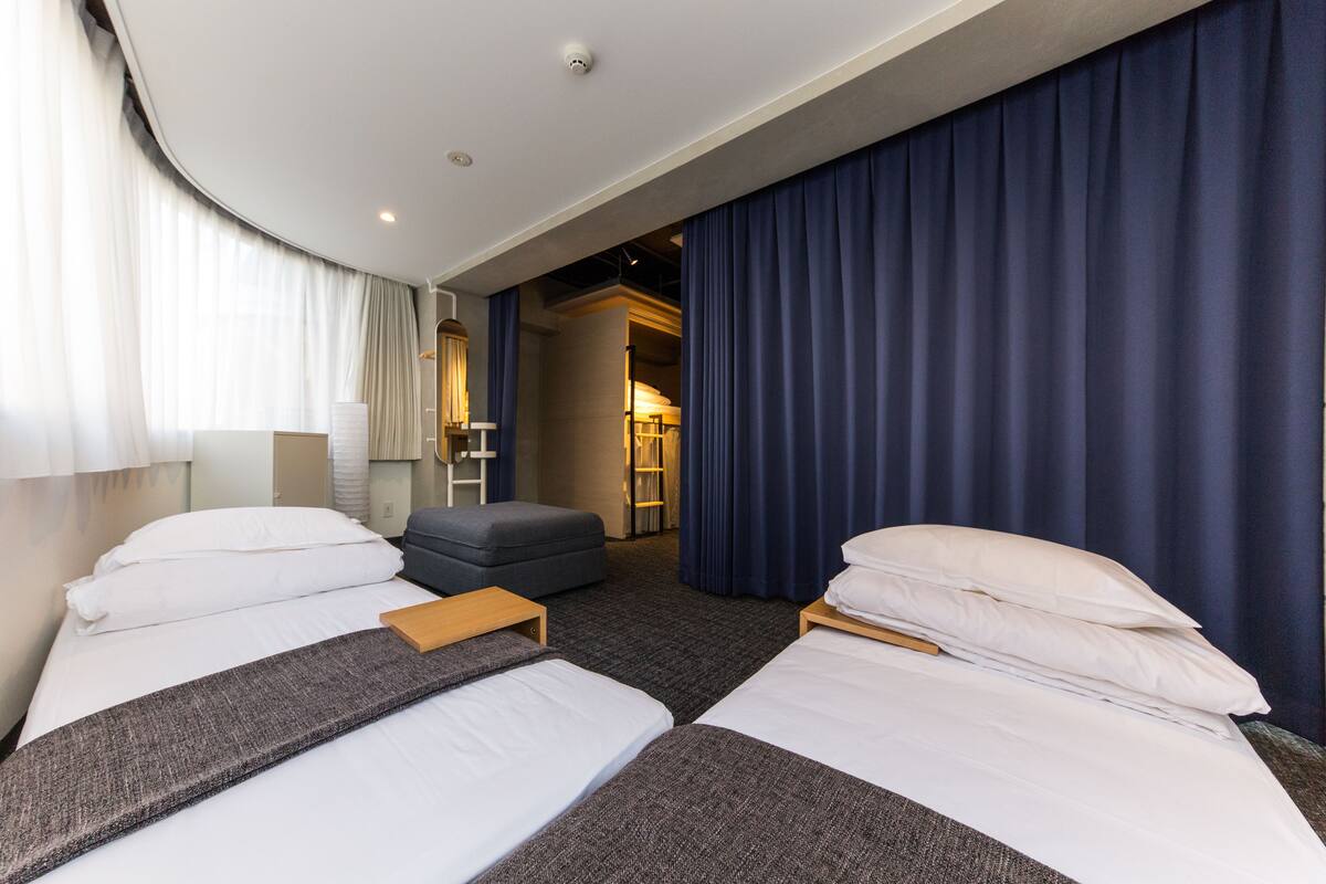 In-room safe, iron/ironing board (on request), WiFi (free), bed sheets