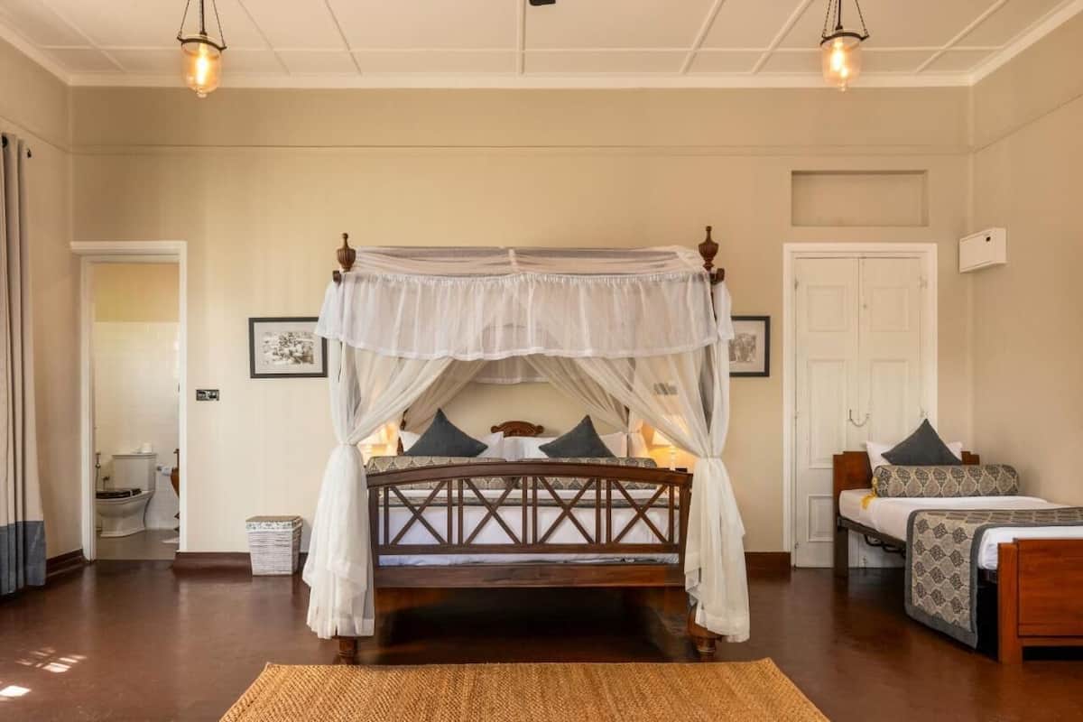 1 bedroom, in-room safe, desk, iron/ironing board