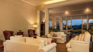 ทีวีจอแบน