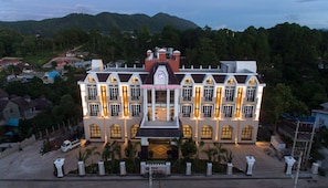 Front of property - Hotel Mya Yar Pin (Kalaw)