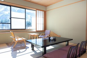 Japanese Room With Shared Washroom- Family | In-room safe, free WiFi, bed sheets - Tabist Kazeyuki (Takayama)