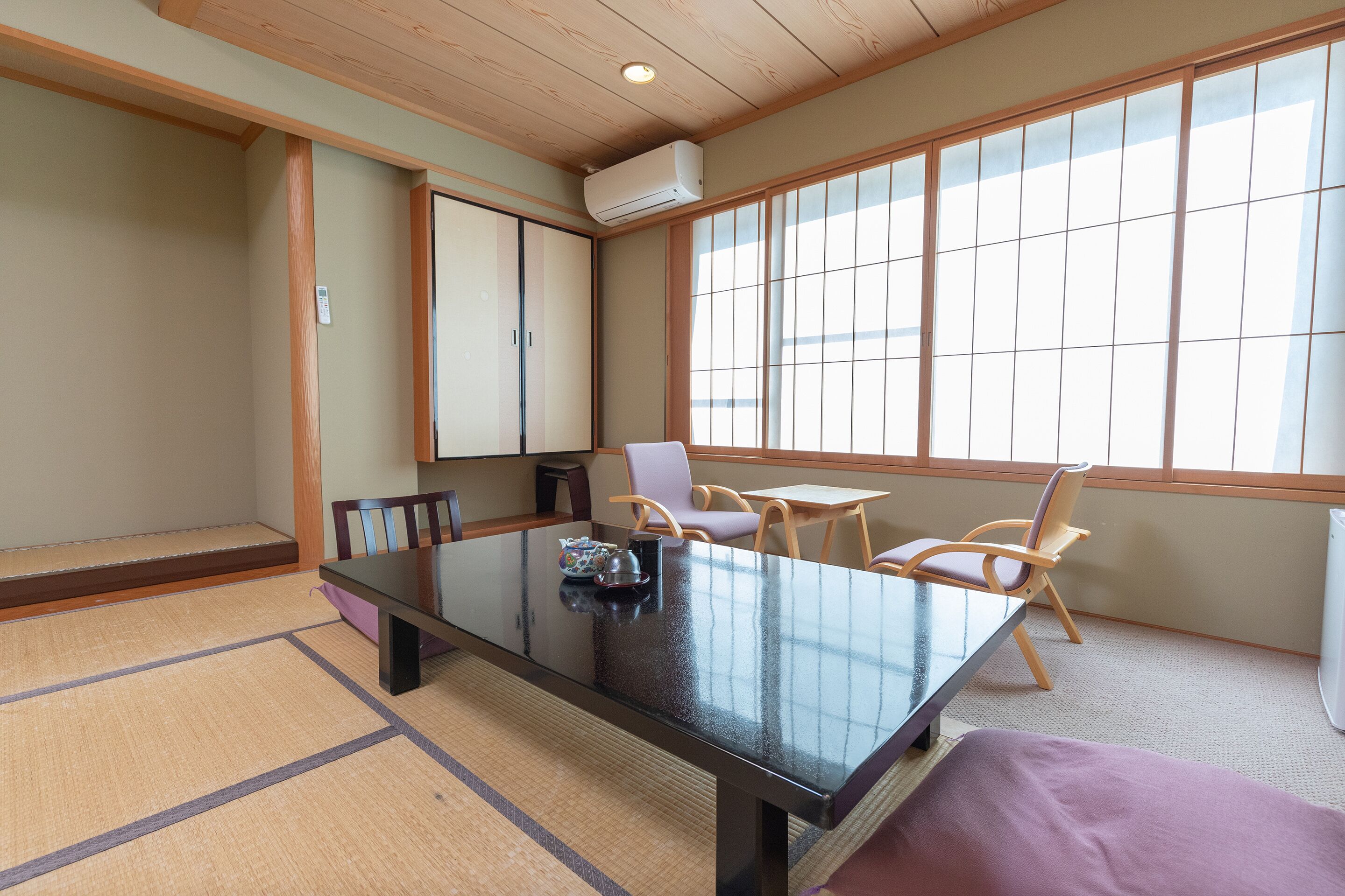Japanese Room- Quadruple | In-room safe, free WiFi, bed sheets