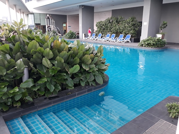 Outdoor pool - Sarang Vacation Apartment (Kuala Lumpur)