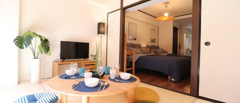 Appartement, non-fumeurs | Coin séjour | Télévision à écran plat