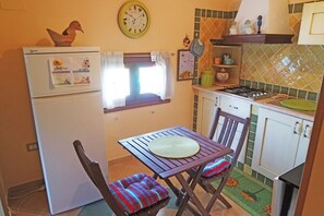 Apartment, 1 Bedroom (1) | In-room dining - Emanuele Apartments (Ascea)