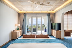 Stelia Residences 2 Bedroom Ocean View with Private Pool | 1 bedroom, premium bedding, down comforters, memory foam beds - Stelia Beach Resort (Tuy Hoa)