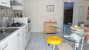 公寓, 2 间卧室 | 私人厨房 | 冰箱、烤箱、炉灶、厨具/餐具