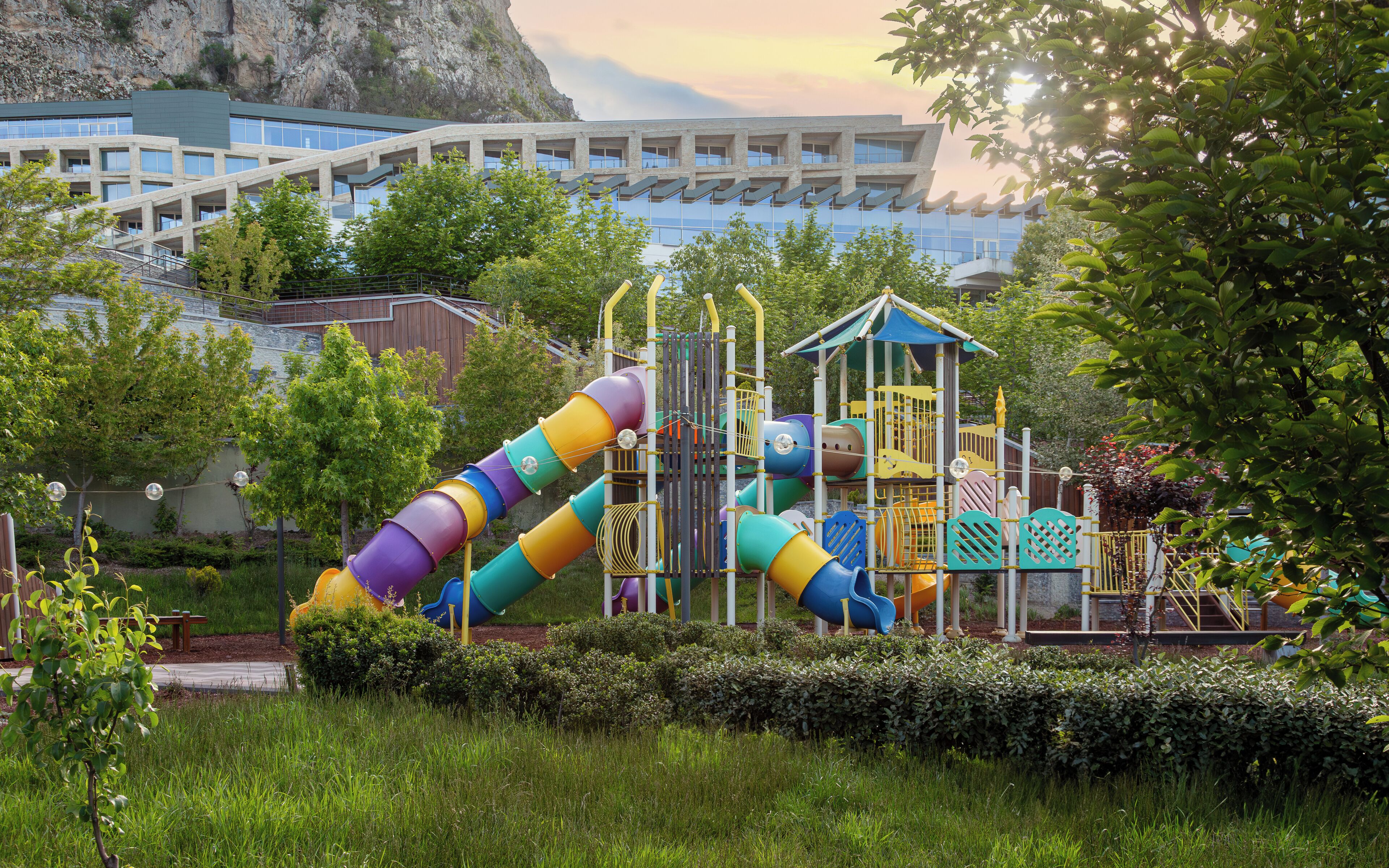 children’s play area – outdoor