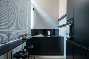 开间 | 私人简易厨房 | 冰箱、炉灶、洗碗机、茶具/咖啡用具