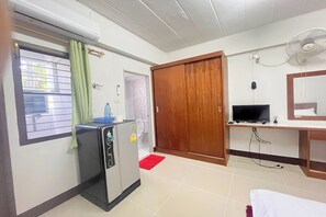 Standaard tweepersoonskamer | Een bureau, extra bedden (toeslag), gratis wifi, beddengoed