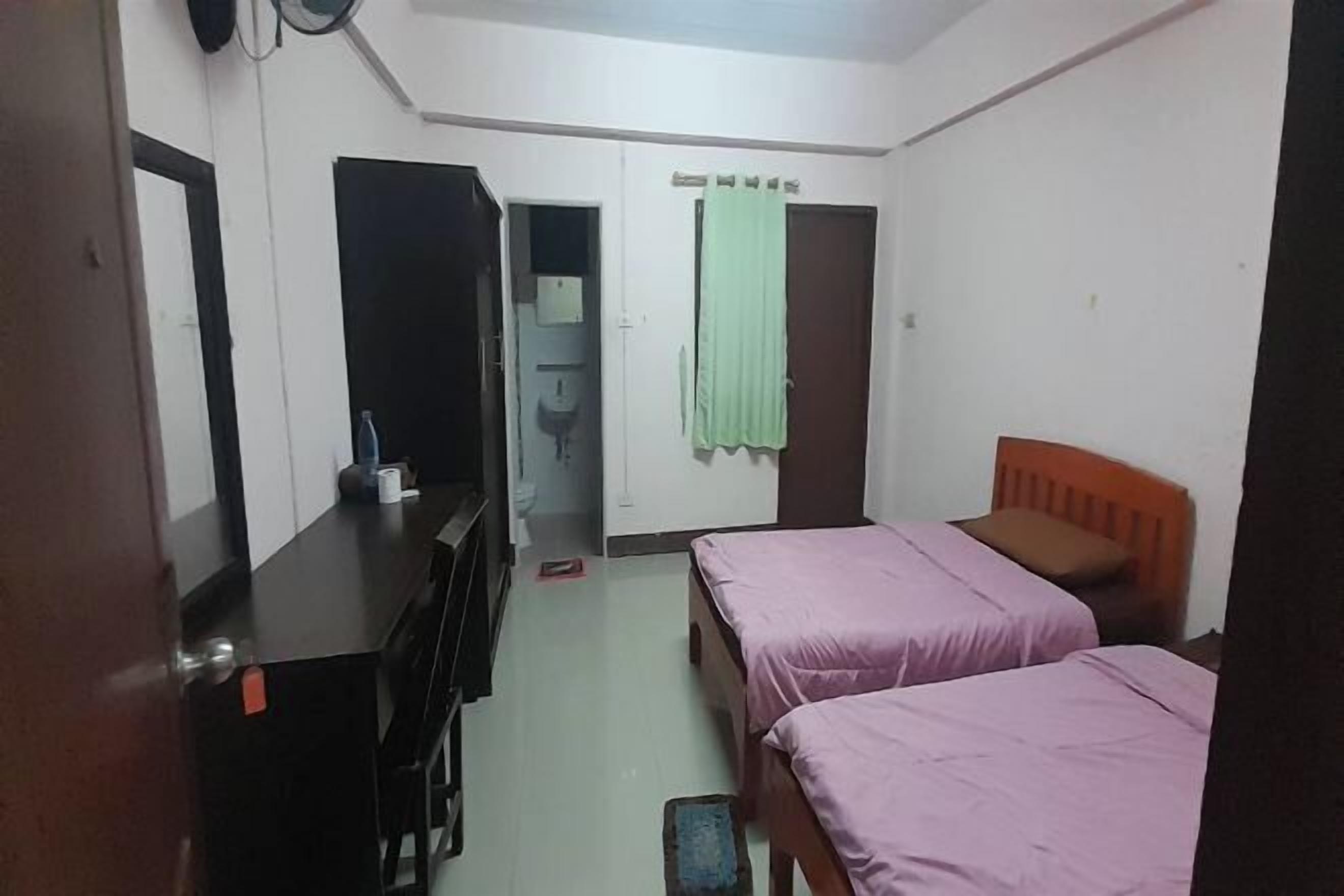 Skrifborð, aukarúm, ókeypis þráðlaus nettenging, rúmföt