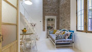 Maisonnette, 1 slaapkamer | Een strijkplank/strijkijzer, gratis wifi, beddengoed