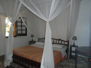 Desk, rollaway beds, free WiFi, bed sheets