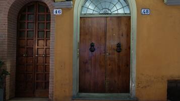 Overnatningsstedets indgangsparti