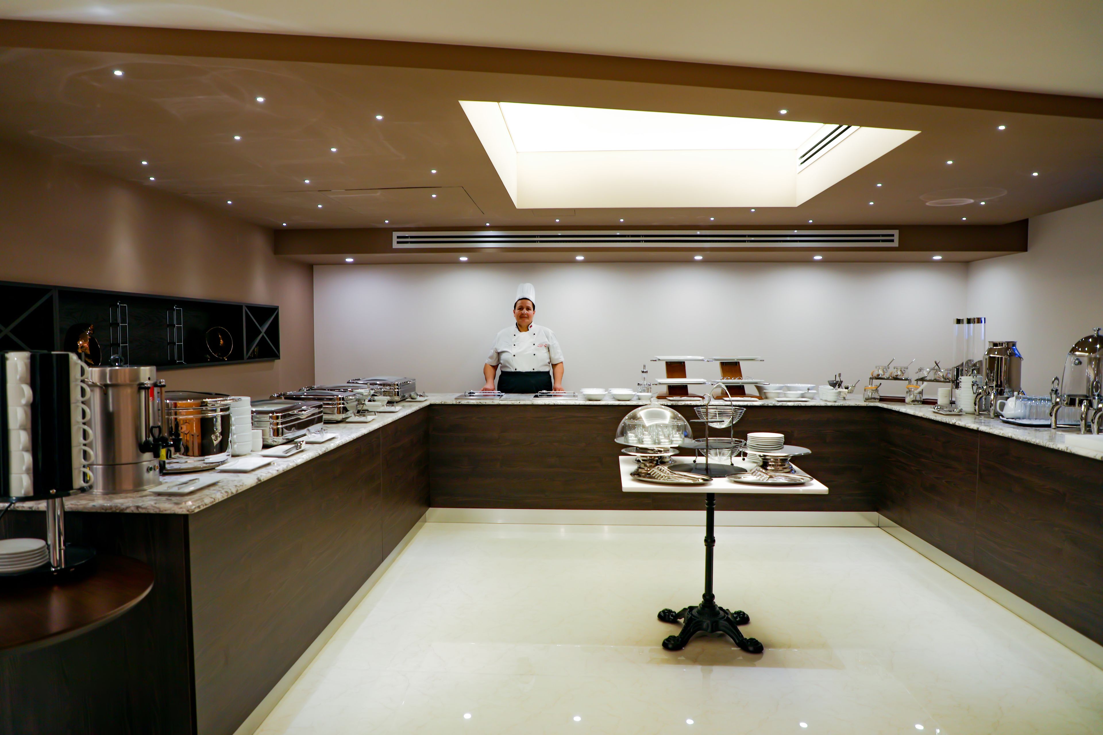 daily buffet breakfast (amd 6000 per person)