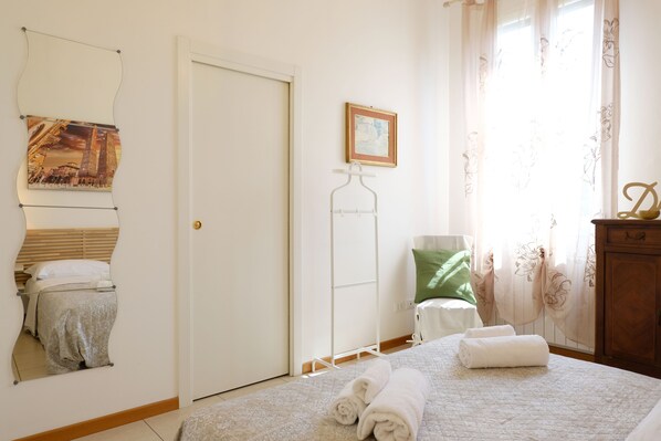 Apartment, 1 Bedroom | 1 bedroom, iron/ironing board, free WiFi, bed sheets