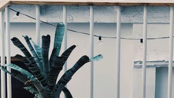 Phòng đôi Gallery | Hiên