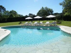 Piscine extérieure